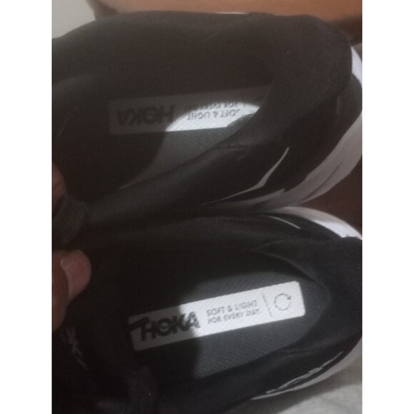 Hoka One One Clifton 8 Womens Size 7.5B 1119394 BWHT Black White Shoes - Picture 13 of 13